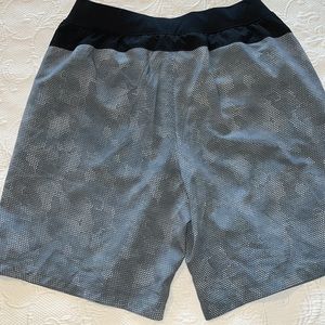 Old Navy Active Go Dry. Medium, Soft feel inner shorts. Grey, white and black.